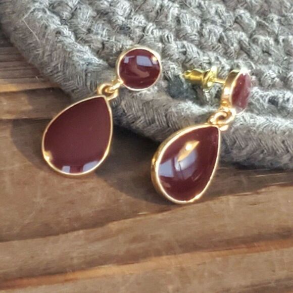 Mid Century Style Retro Cool Burgundy Red Gold Teardrop Enamel Earrings - Picture 4 of 7